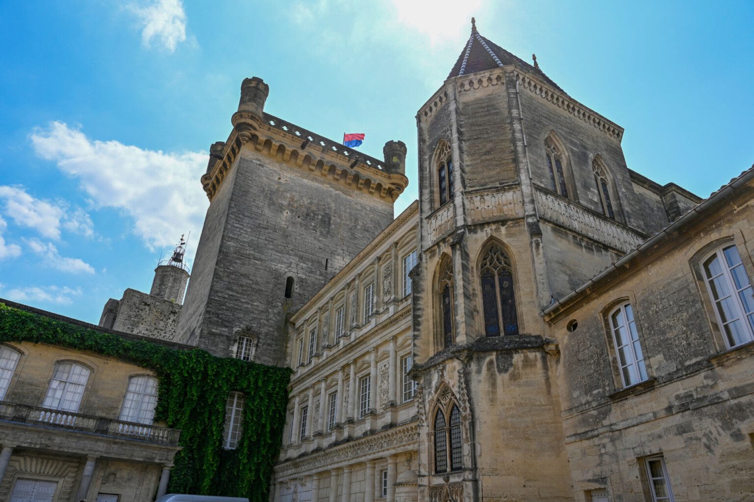 Uzès
